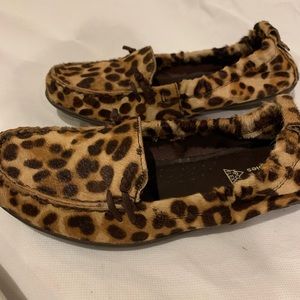 Animal print hush puppies flex